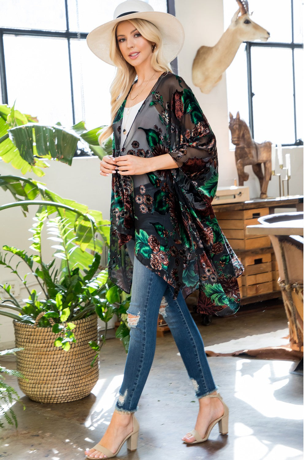 Floral Burnout Velvet Kimono