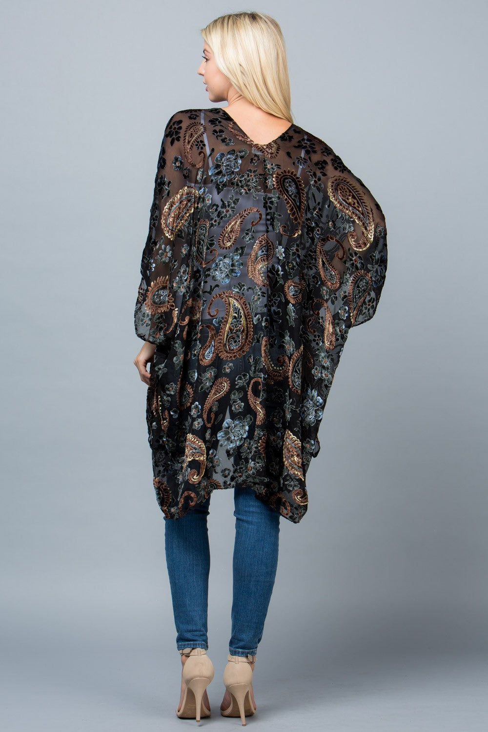 Paisley Pint Velvet Kimono