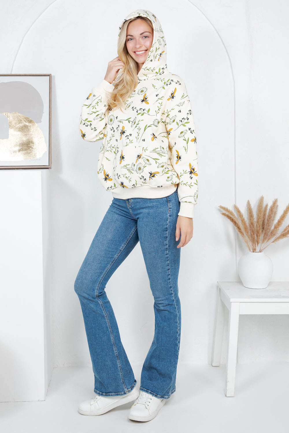 Bee Floral Pullover Fleece Hoodie