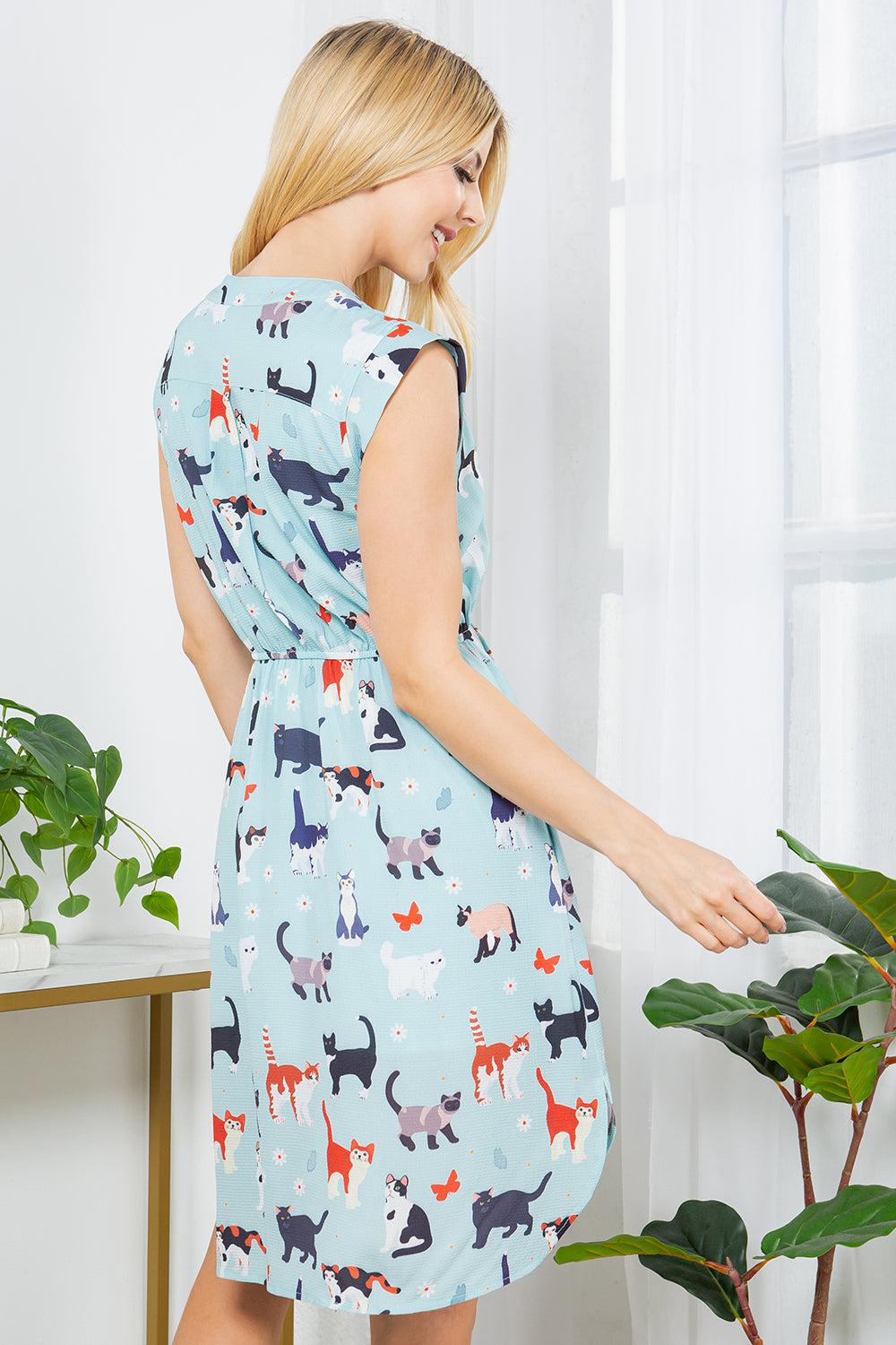 Variety Of Cat Dress