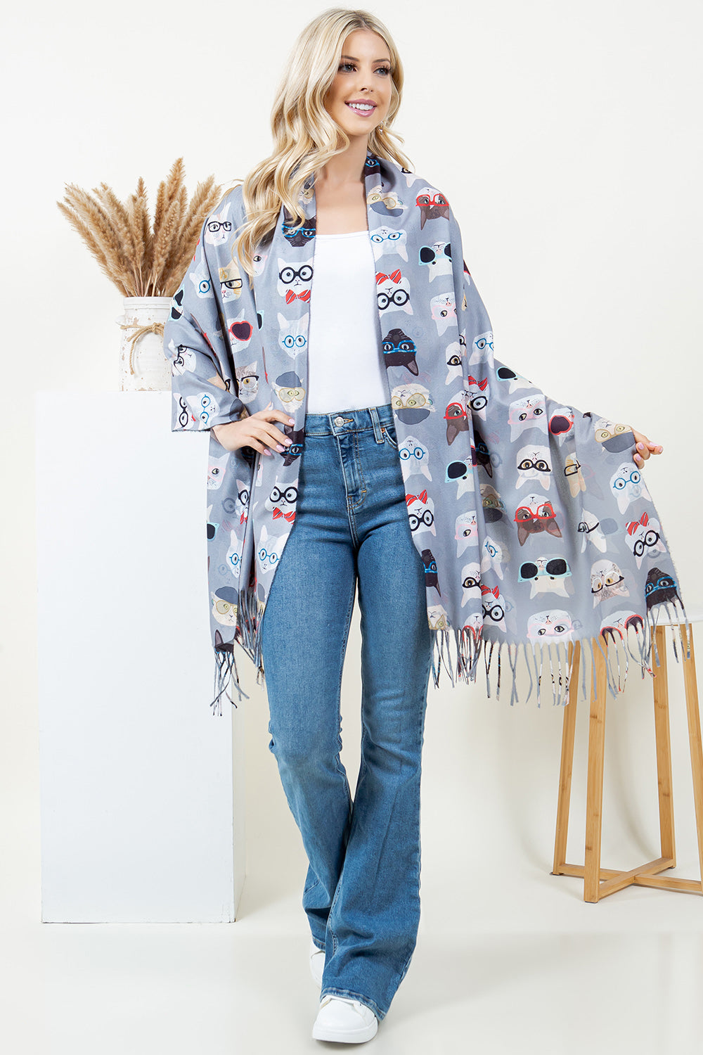Cool Cat with Glass Scarf - Grey