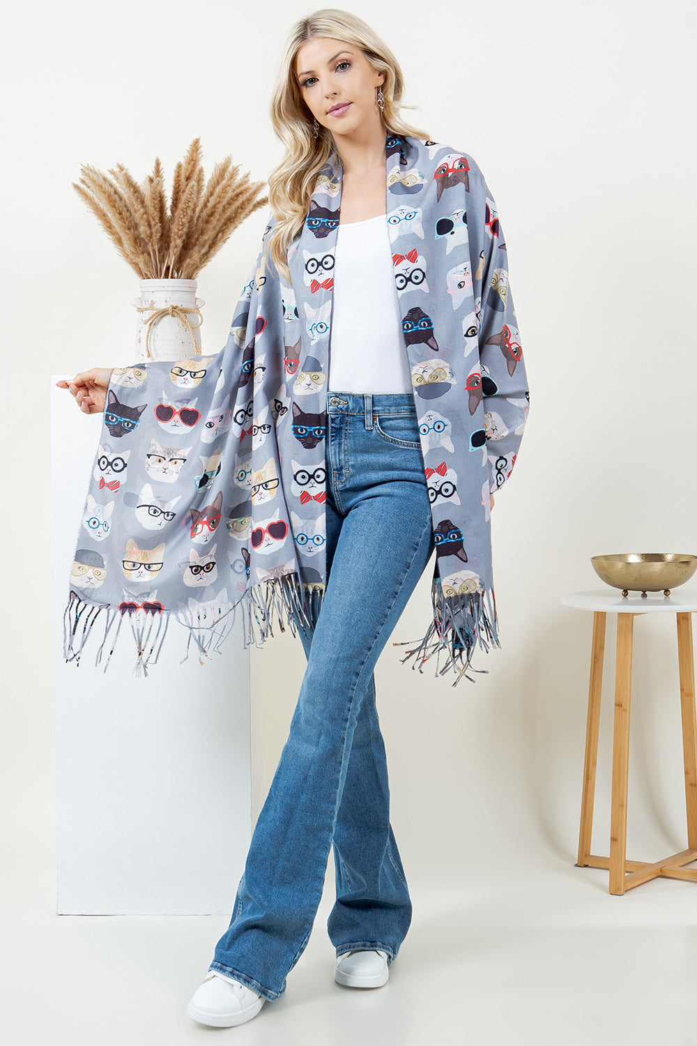 Cool Cat with Glass Scarf - Grey