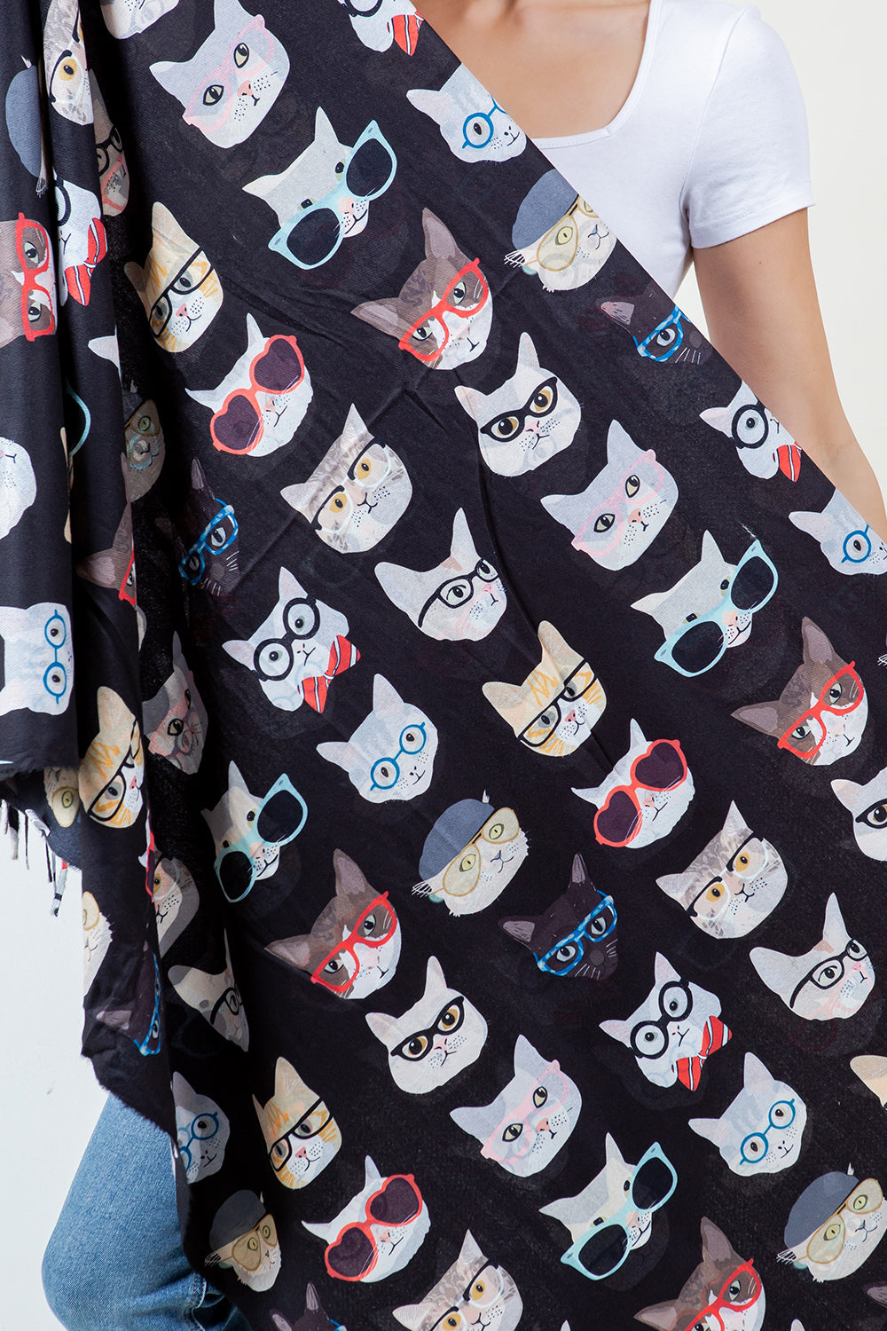 Cool Cat with Glass Scarf - Black
