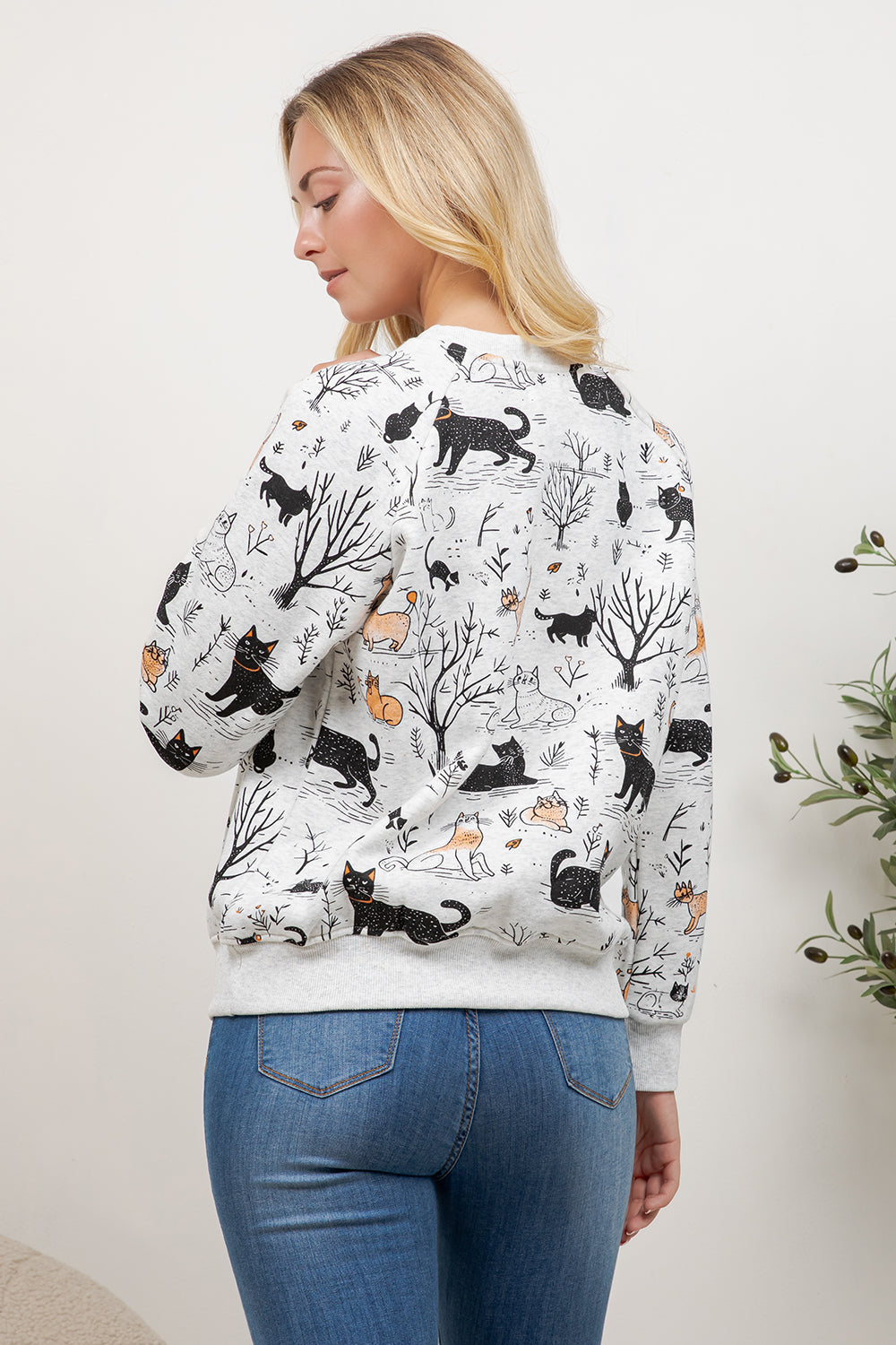 Playful Cat Print Crew Neck Sweatshirt