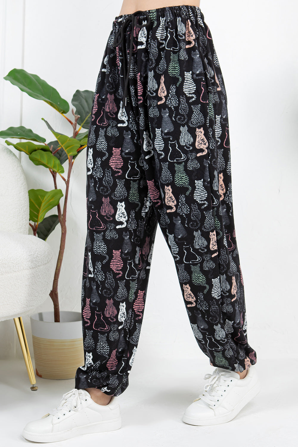 Retro Cats Jogger Pant