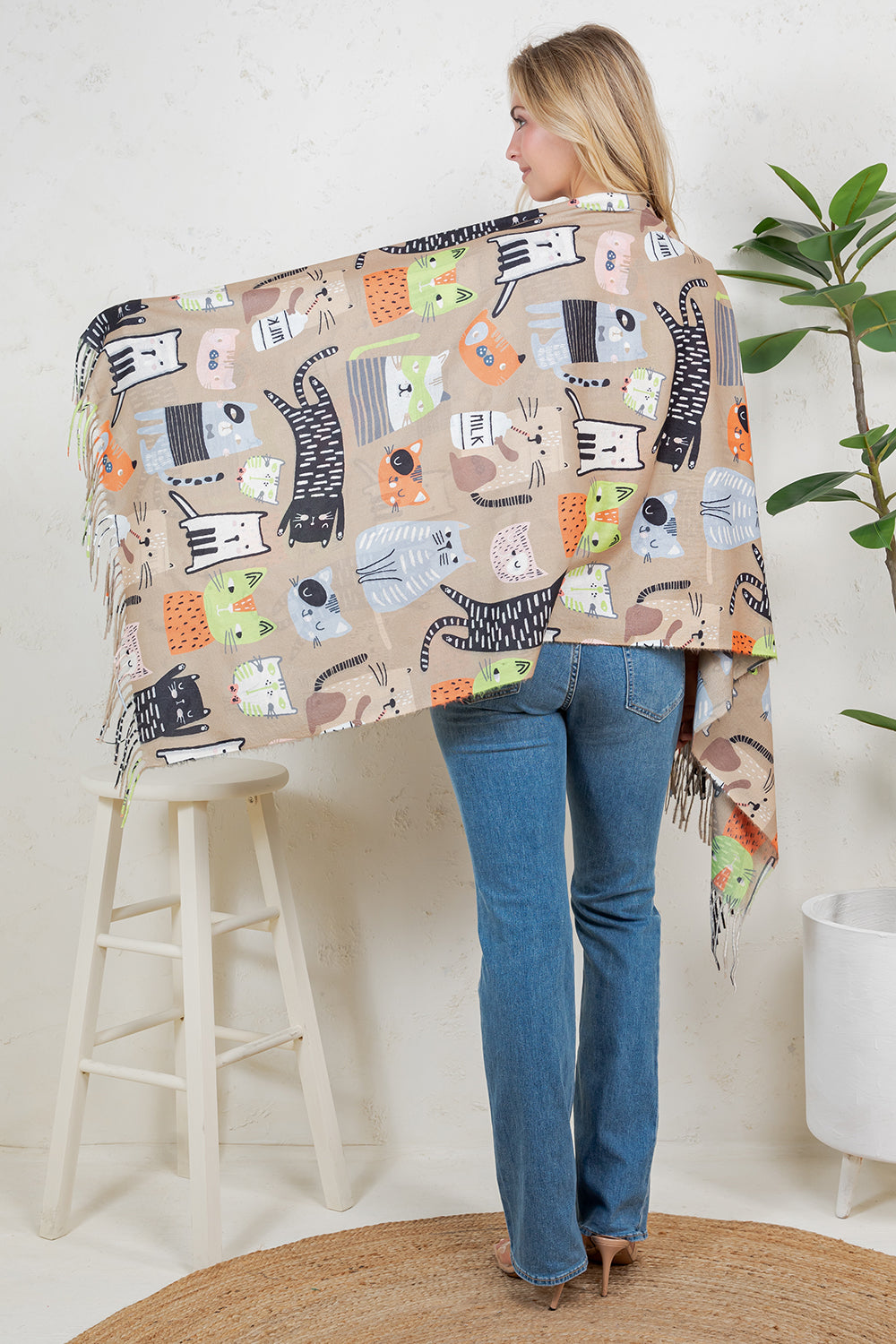 Variety Of Playful Cat Scarf