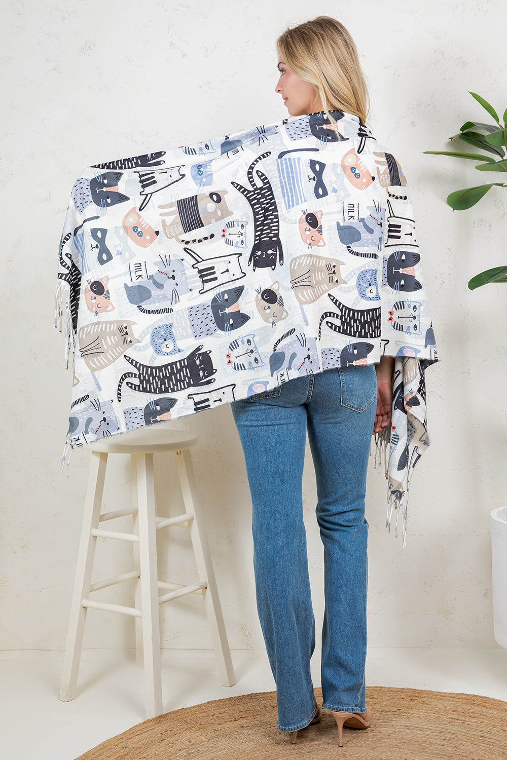Variety Of Playful Cat Scarf
