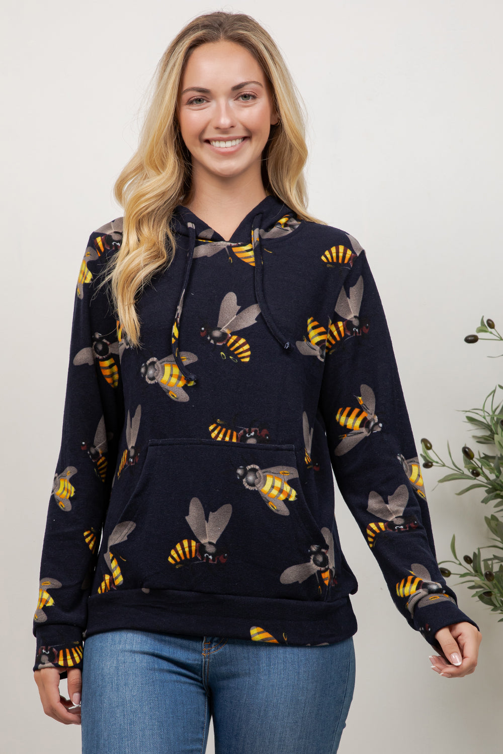 Big Bee Print Pullover Hoodie