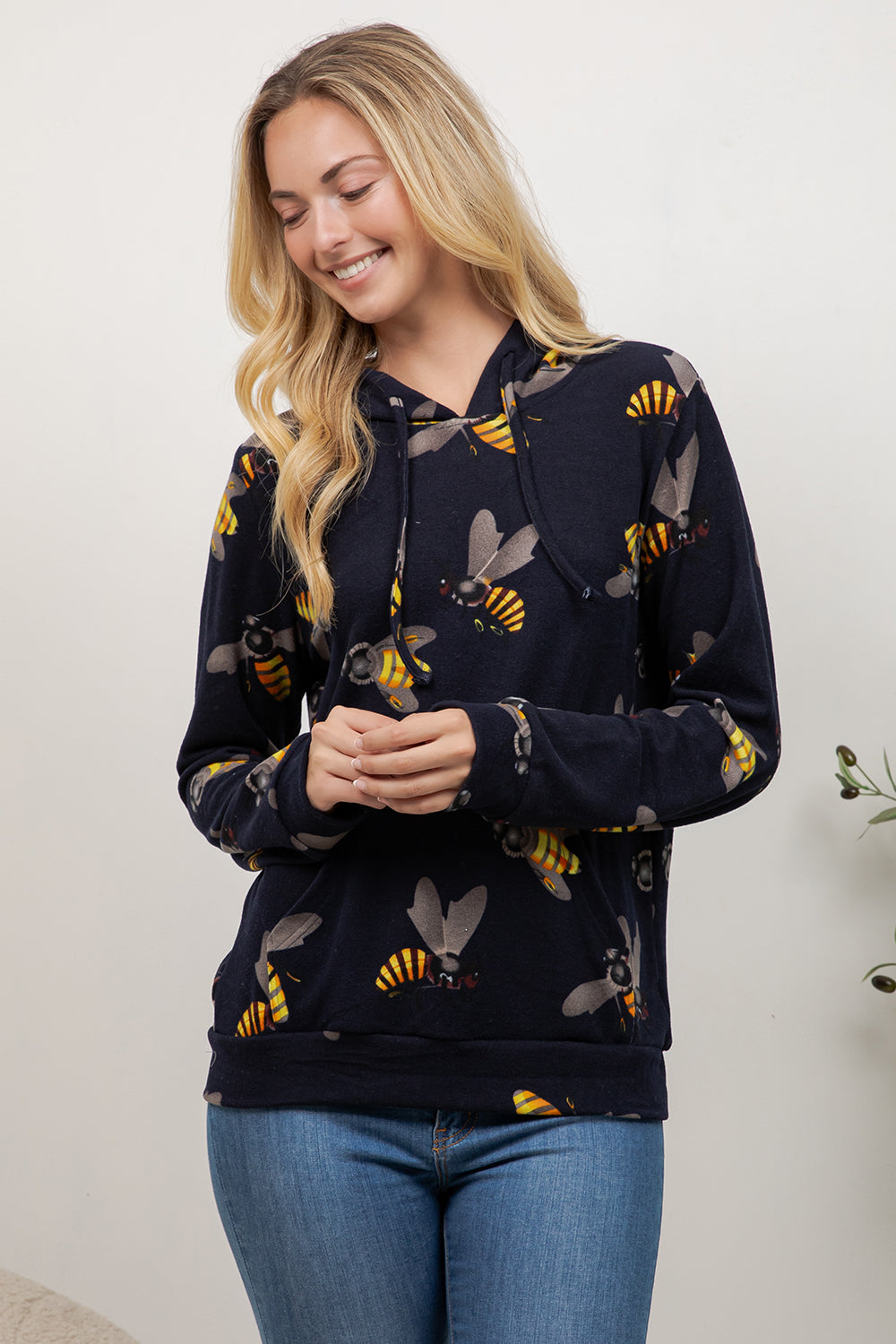 Big Bee Print Pullover Hoodie